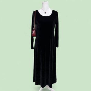 vintage 90s black velvet goth grunge whimsygoth maxi dress